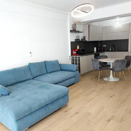Renes Mamaia Nord Cu Parcare Privata *