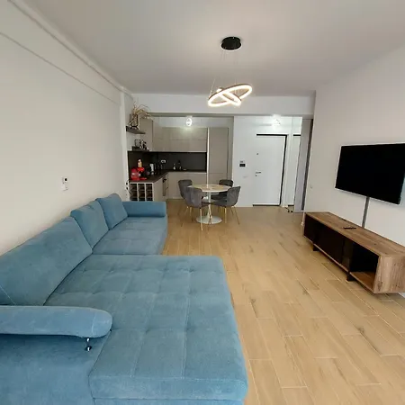 Renes Mamaia Nord Cu Parcare Privata