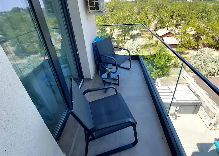 Apartment Renes Mamaia Nord Cu Parcare Privata Navodari