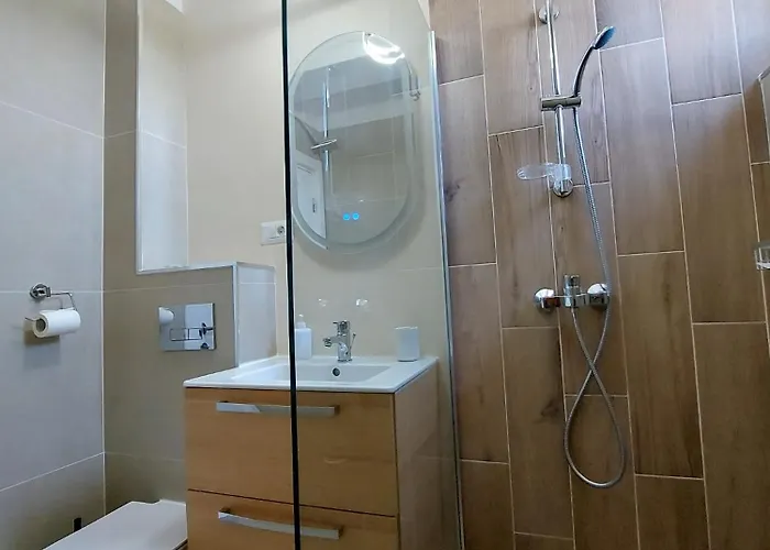 Renes Mamaia Nord Cu Parcare Privata Apartment
